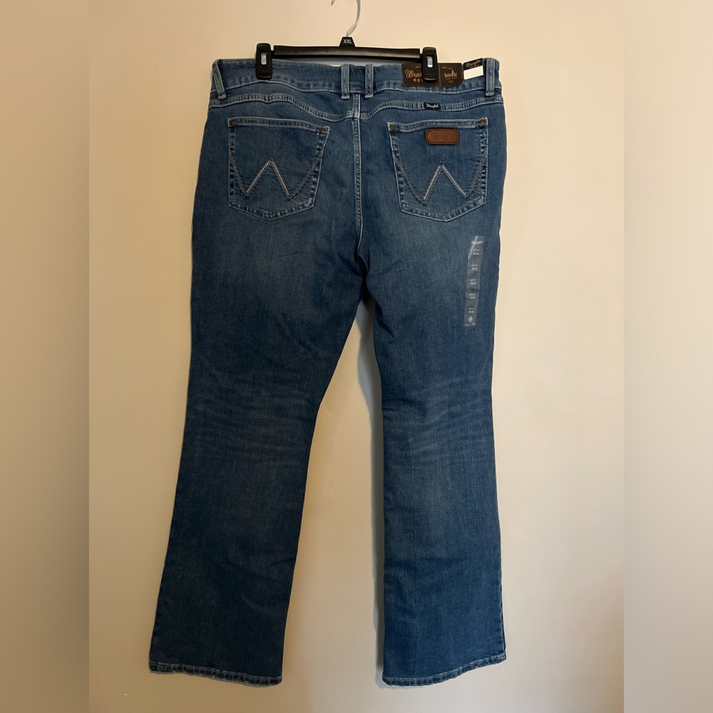 Wrangler Retro Sadie Low-Rise Jeans